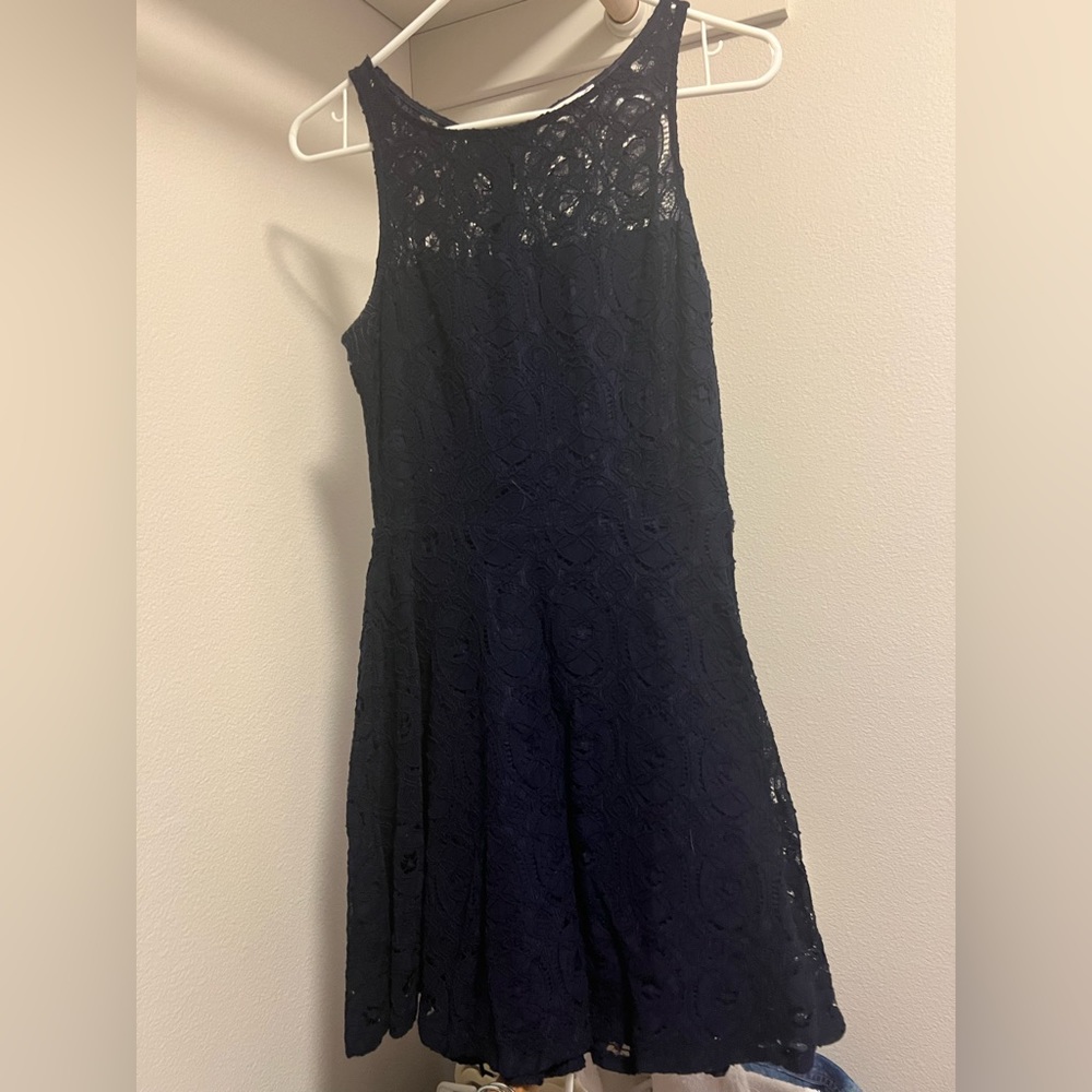BB Dakota lace navy dress - Size 4
